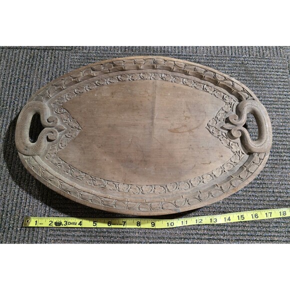 VINTAGE ANGLO INDIAN CARVED SOLID WALNUTTRAY PLATTER SRINAGAR KASHMIR - CHINAR